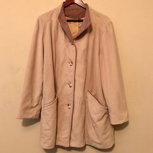 KASHMIRACLE Vintage ILGWU Union Label Tan Coat